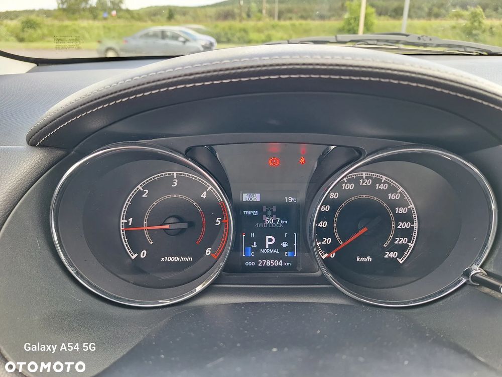 Peugeot 4007 2.2HDi Premium - 17