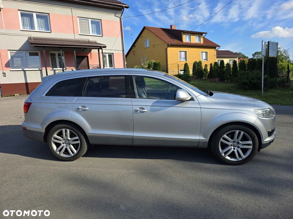 Audi Q7 - 4