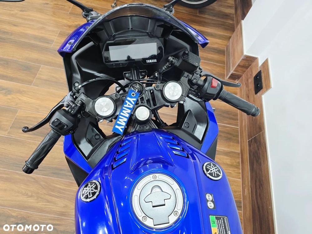 Yamaha YZF - 16