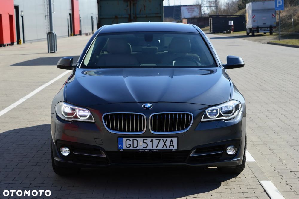 BMW Seria 5 520d xDrive Luxury Line sport - 35