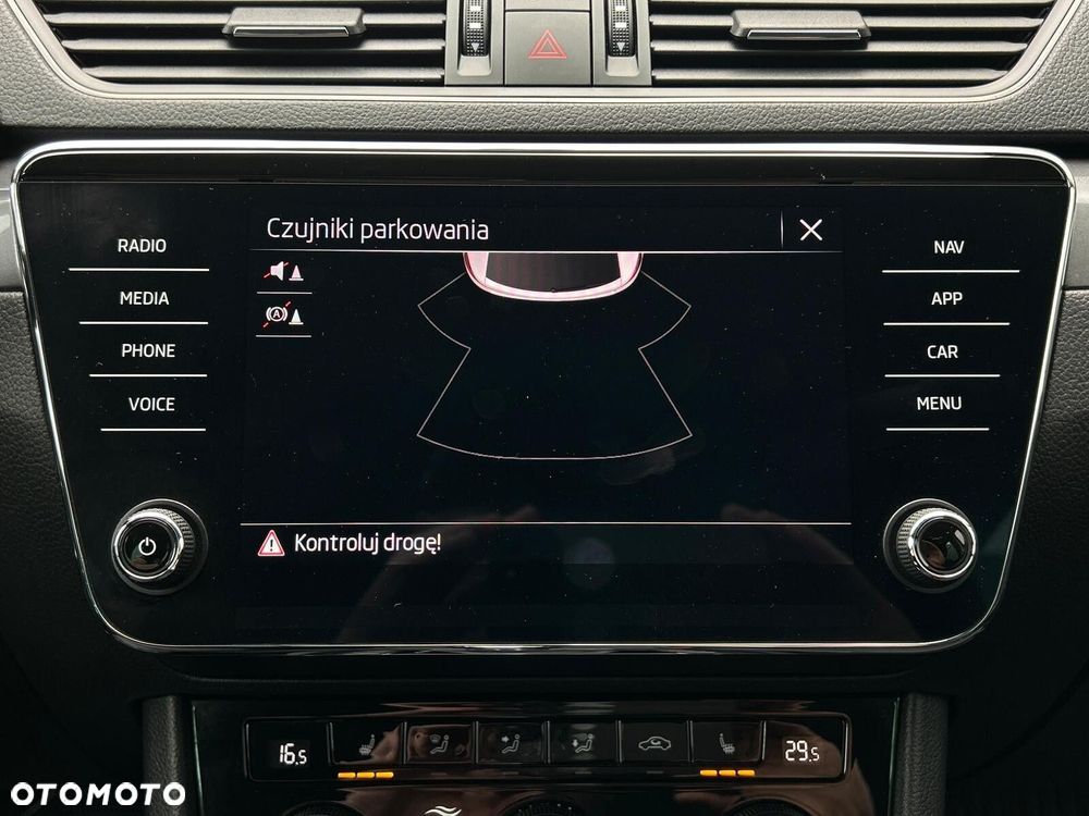 Skoda Superb 1.5 TSI Active DSG - 29