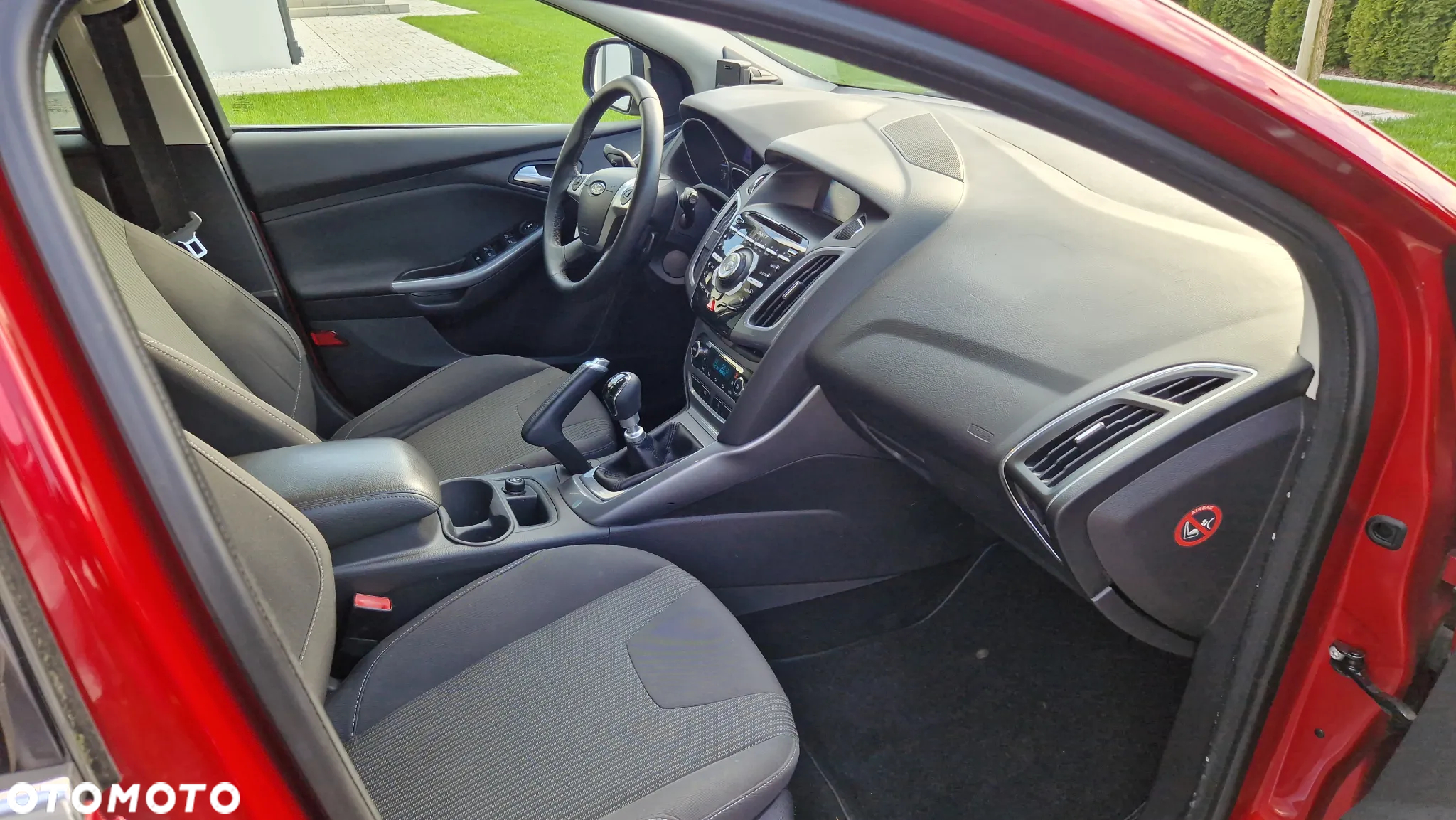 Ford Focus 1.6 TDCi DPF Titanium - 8