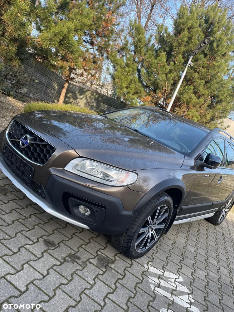Volvo XC 70 D5 AWD Summum - 1