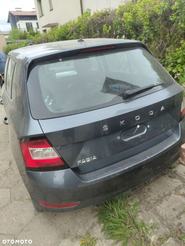 Skoda Fabia 1.0 Ambition - 2