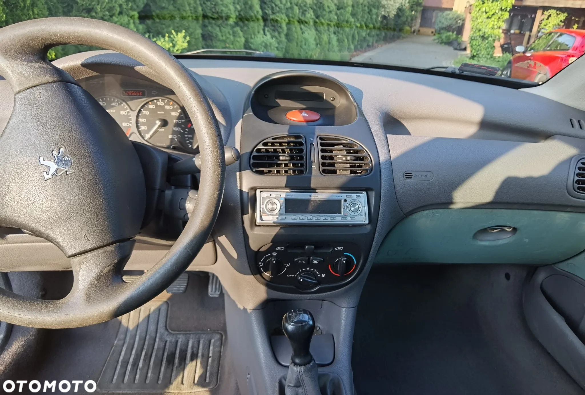Peugeot 206 1.4 XR Presence - 7