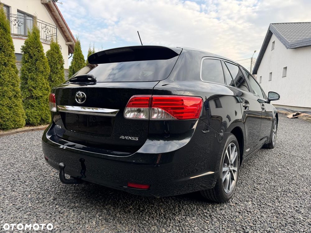 Toyota Avensis 1.8 Executive - 38