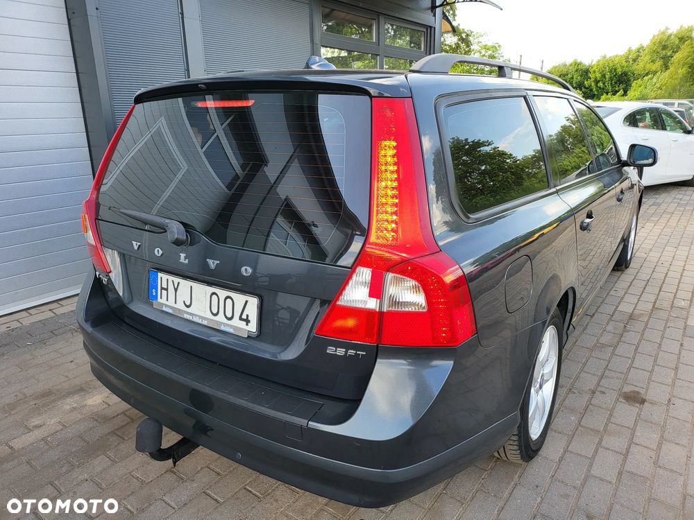 Volvo V70 2.5T Summum - 6