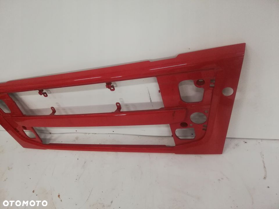 ATRAPA GRILL VOLVO FH13 - 2