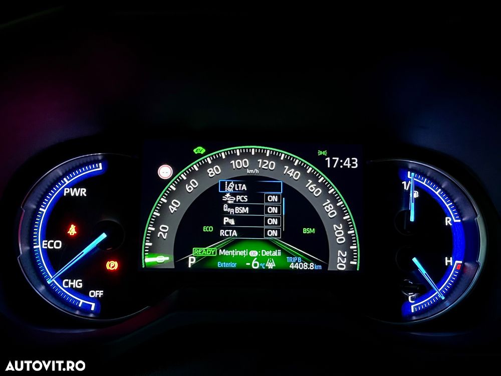 Toyota RAV4 - 18