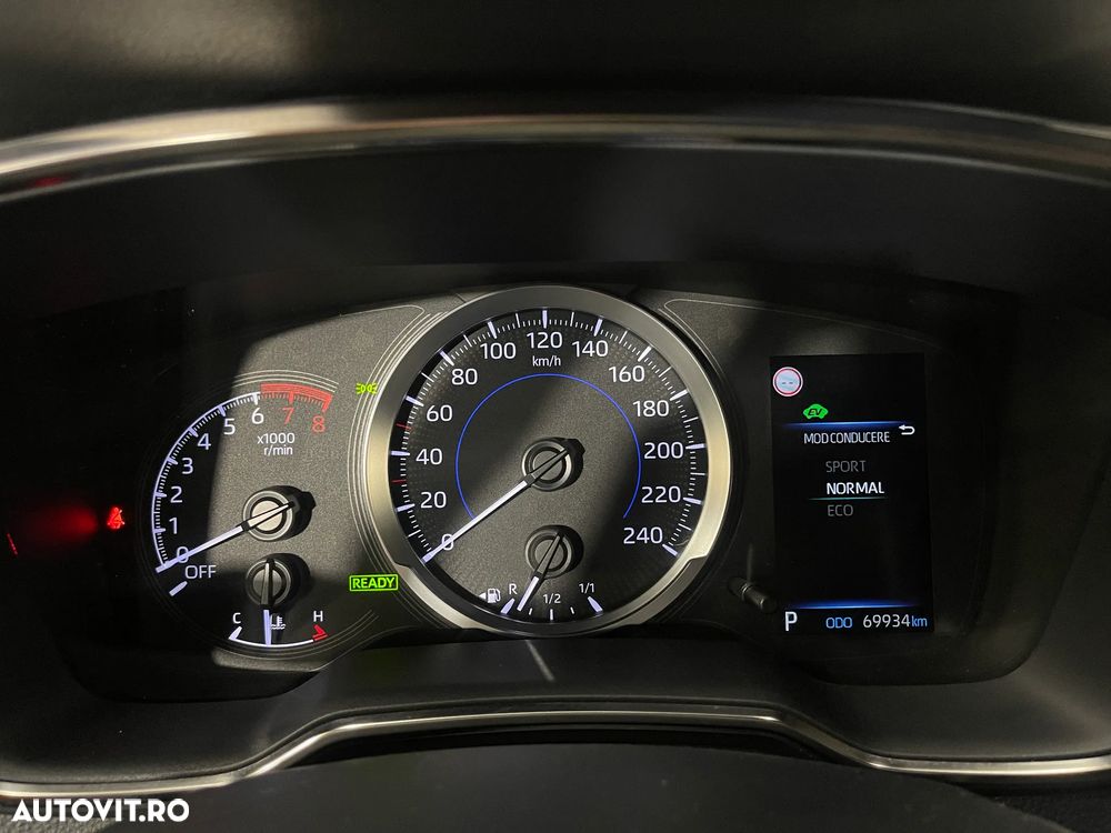 Toyota Corolla 2.0 HSD TS Exclusive - 23