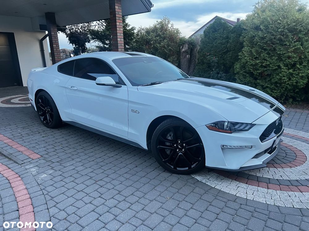 Ford Mustang 5.0 V8 GT - 4