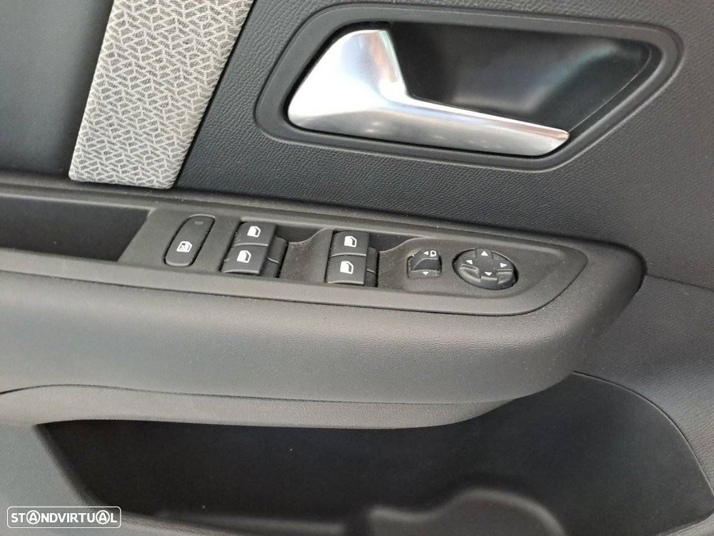 Citroën C4 1.5 BlueHDi Plus EAT8 - 19