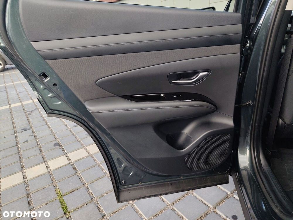 Hyundai Tucson 1.6 T-GDi HEV Smart 2WD - 24