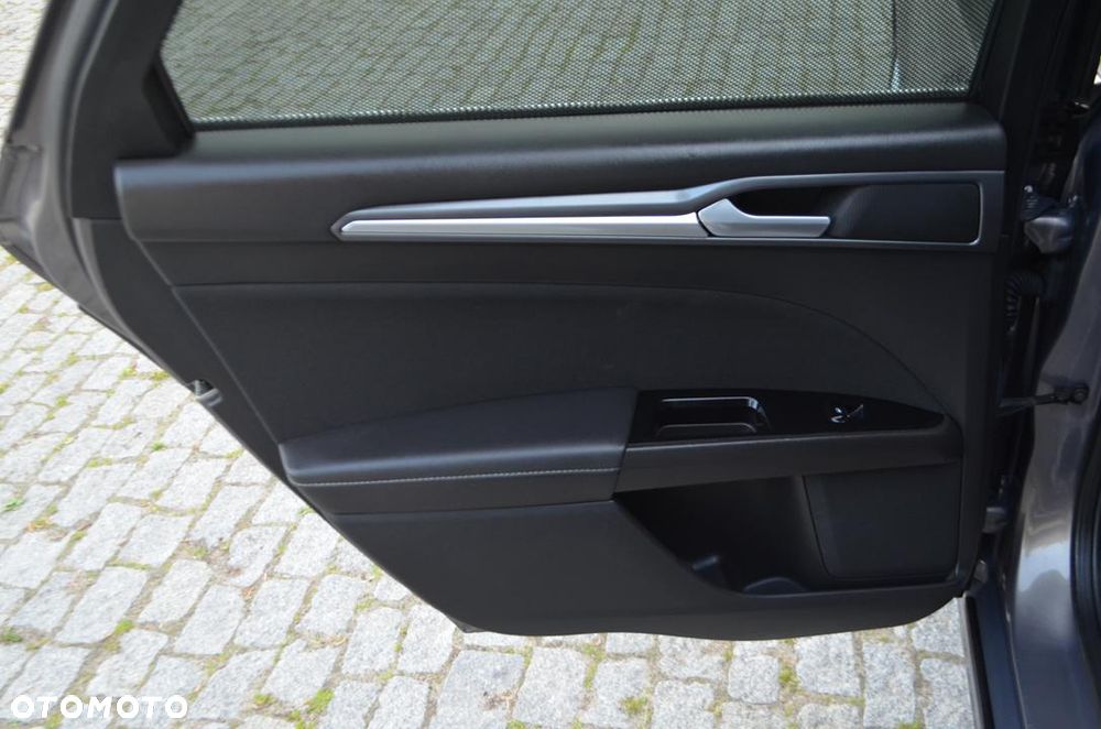 Ford Mondeo 1.6 TDCi Start-Stopp Titanium - 17