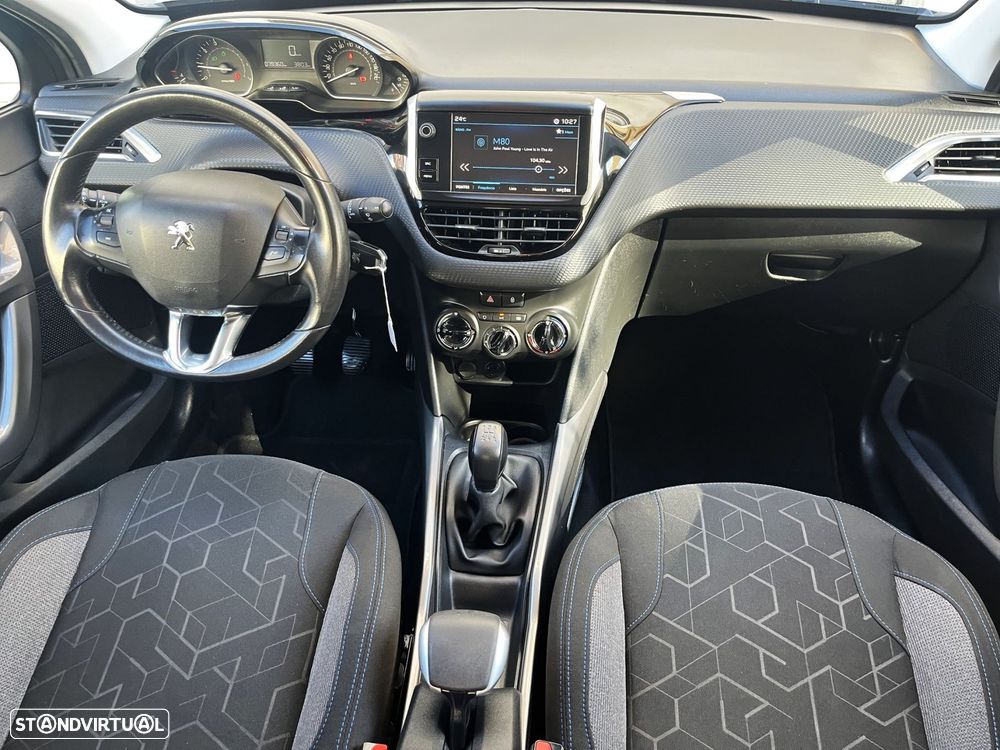 Peugeot 2008 1.2 PureTech Style - 5