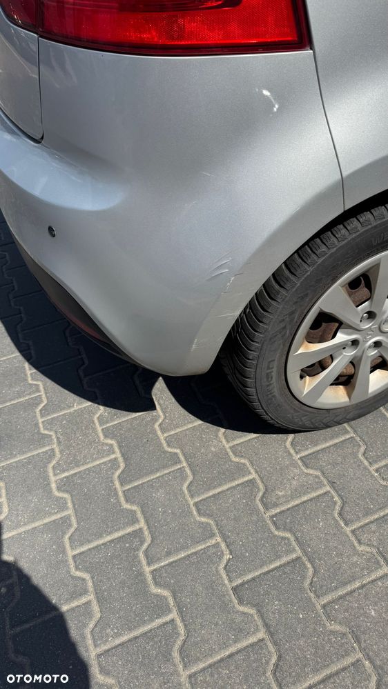 Kia Rio - 3