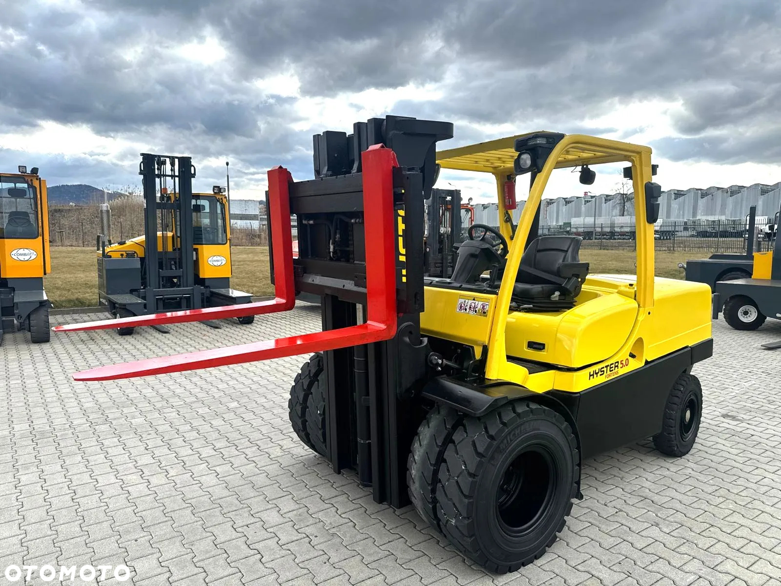 Hyster 5.5 FT // Diesel // 5000 kg //Triplex //Wersja kontenerowa - 21