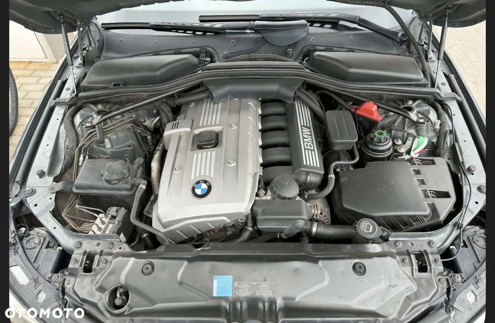 BMW Seria 5 - 16