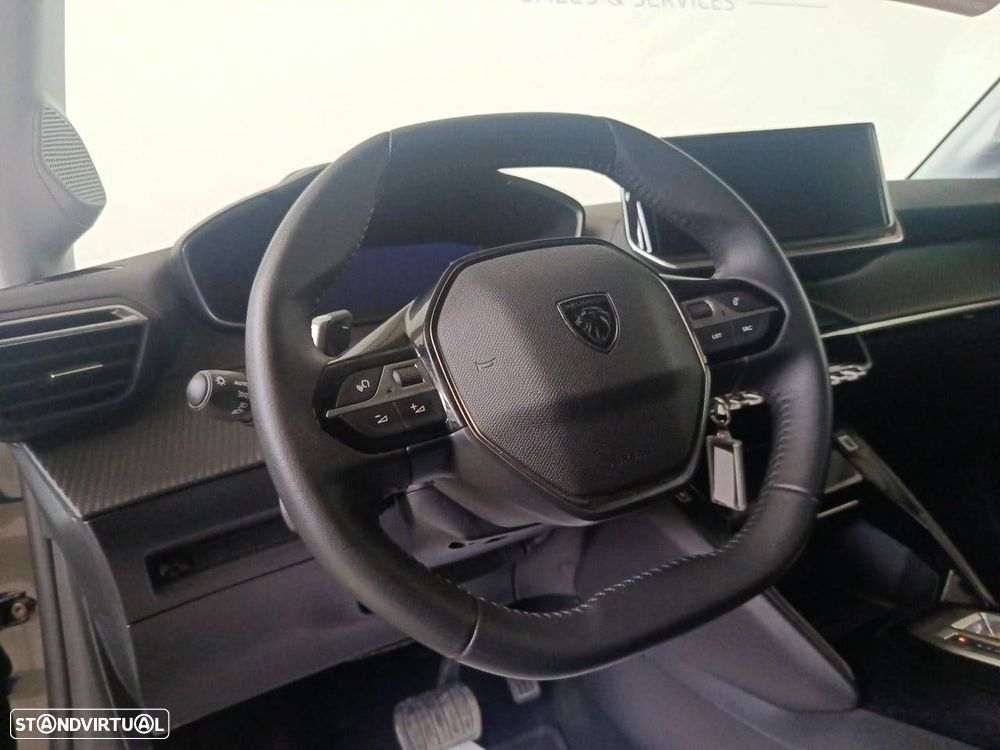 Peugeot 208 1.2 PureTech Allure EAT8 - 12