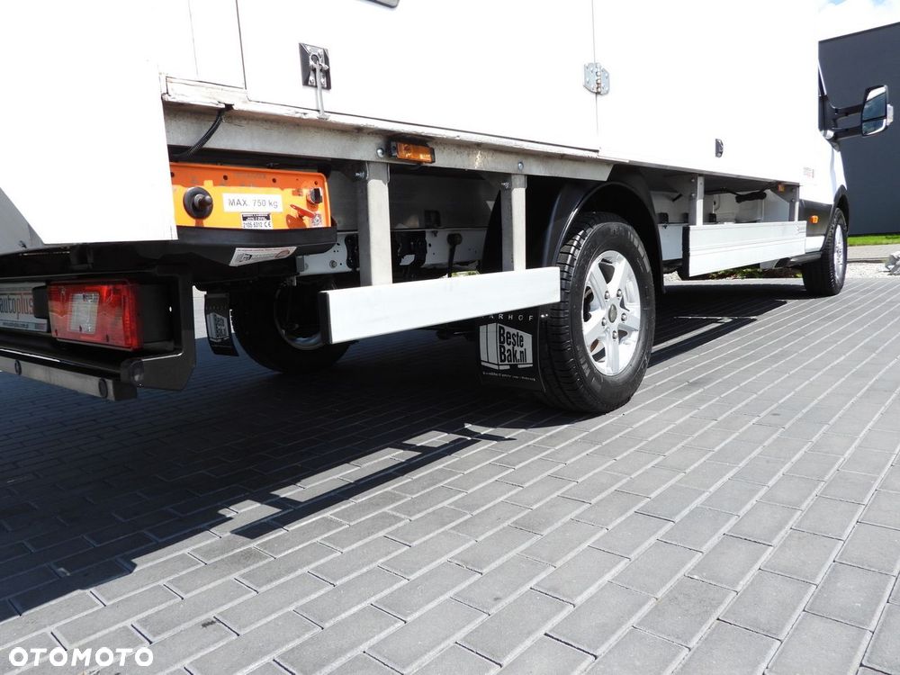 Ford TRANSIT  KONTENER WINDA 8 PALET TEMPOMAT LEDY KLIMATYZACJA  130KM - 17