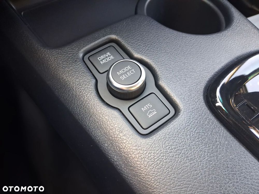 Toyota Hilux 2.8 D-4D Double Cab Invincible 4x4 - 21