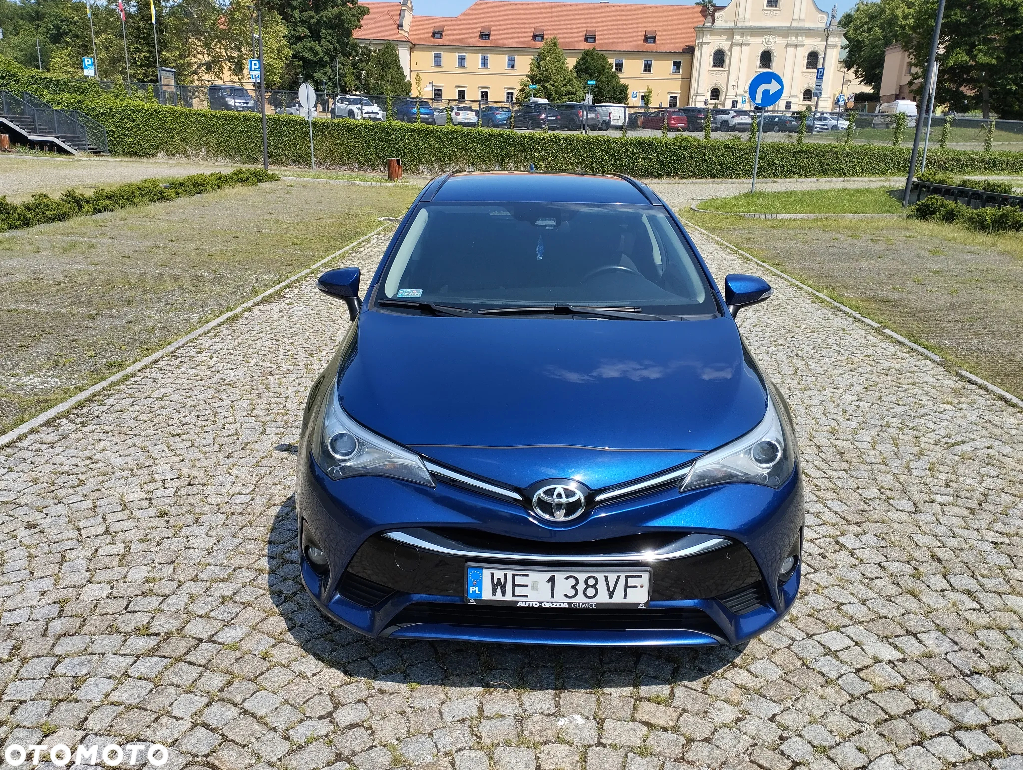 Toyota Avensis 2.0 D-4D Prestige - 20