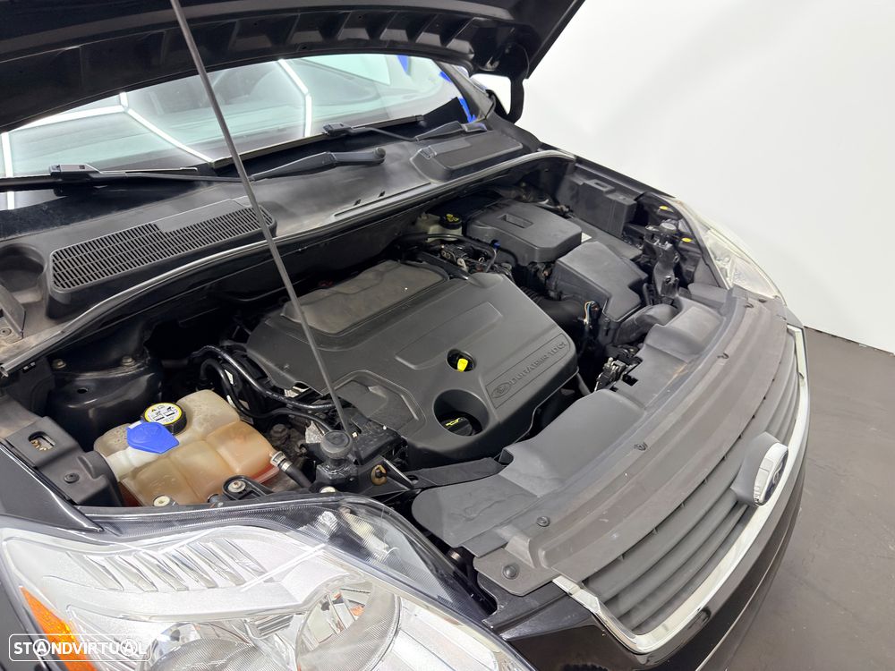 Ford Kuga 2.0 TDCi Titanium - 29