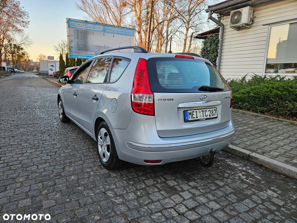 Hyundai i30 1.4 Comfort - 4