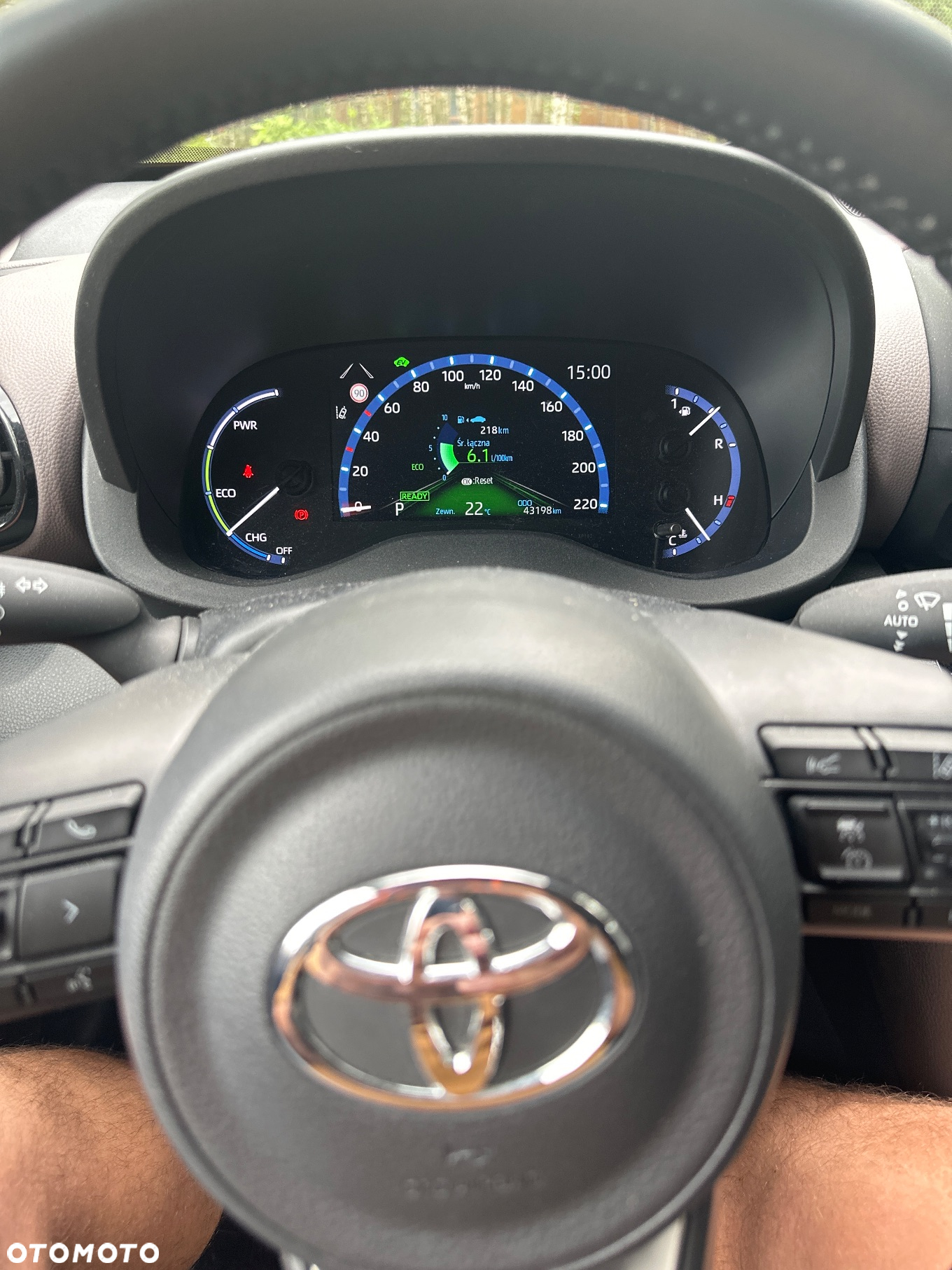Toyota Yaris Cross Hybrid 1.5 Executive 4x4 - 7