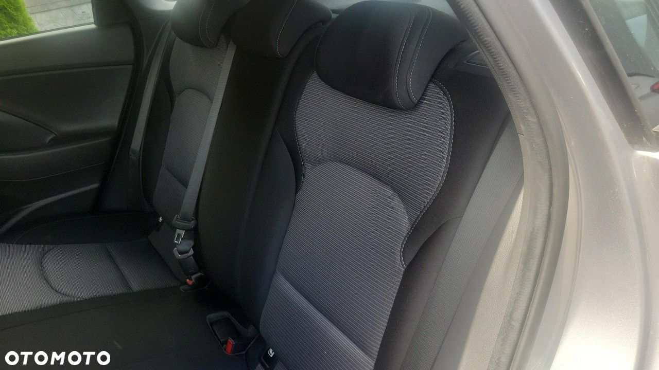 Hyundai i30 - 16