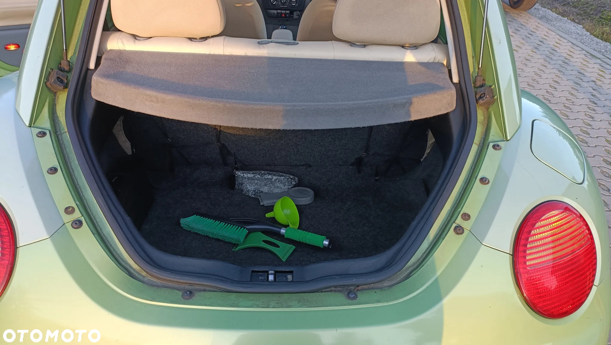 Volkswagen New Beetle 1.9 TDI - 10