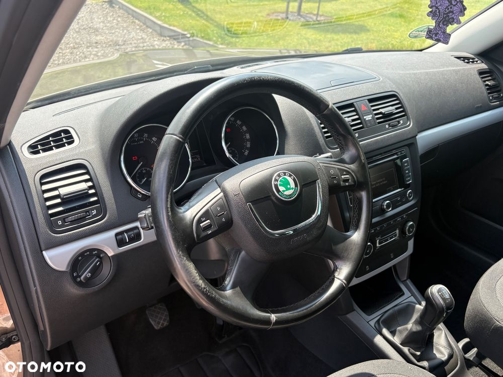Skoda Yeti 2.0 TDI Active - 22