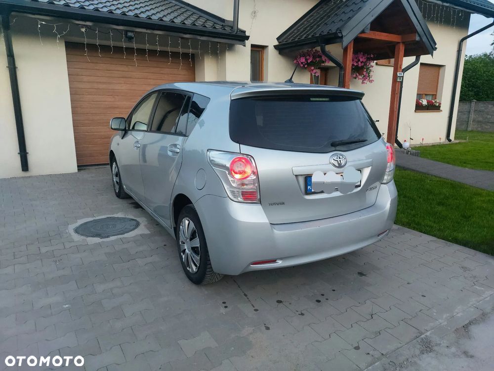 Toyota Verso 1.6 7-Sitzer Comfort - 7