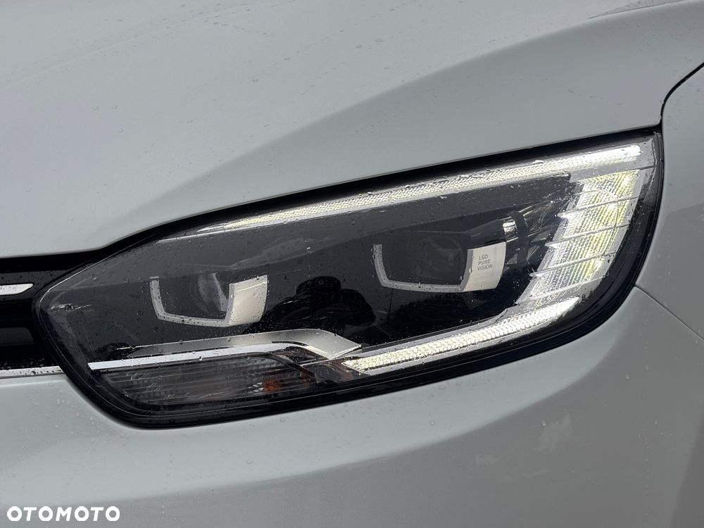 Renault Scenic ENERGY TCe 140 EDC LIMITED - 2