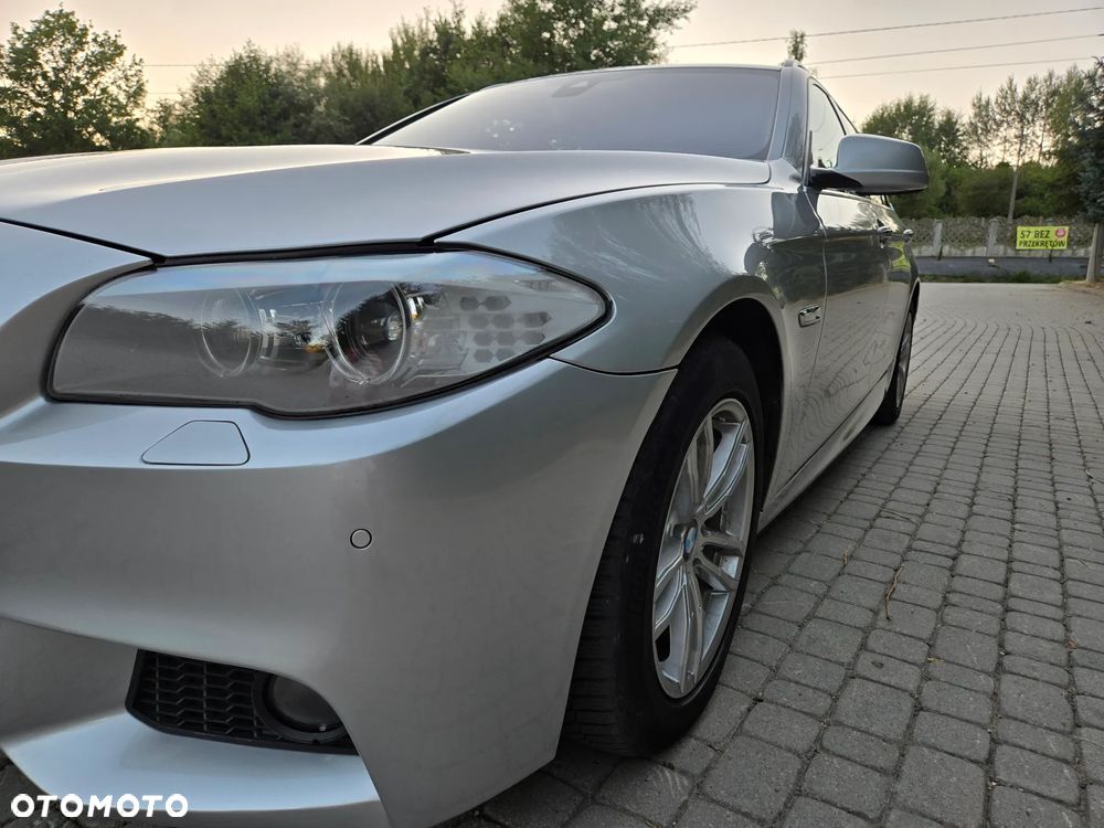 BMW Seria 5 530d xDrive Sport-Aut Luxury Line - 23