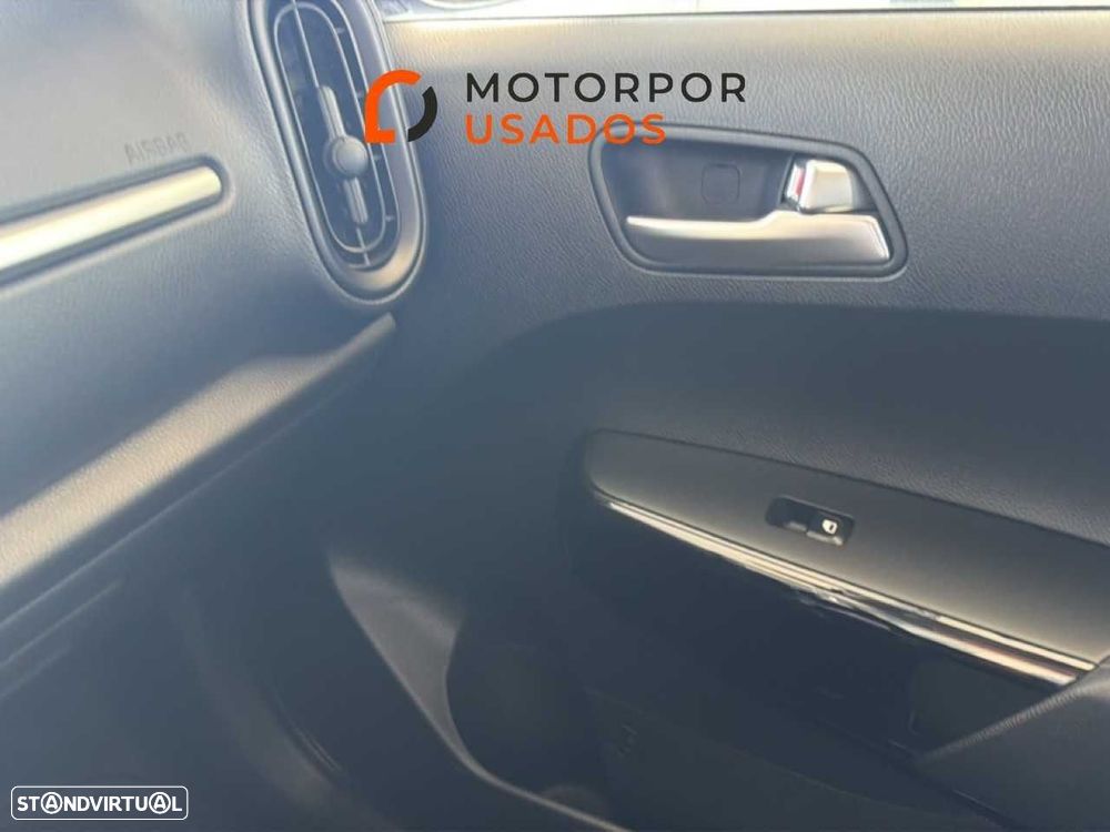 Kia Picanto 1.0 MPi Urban — fotografia 17