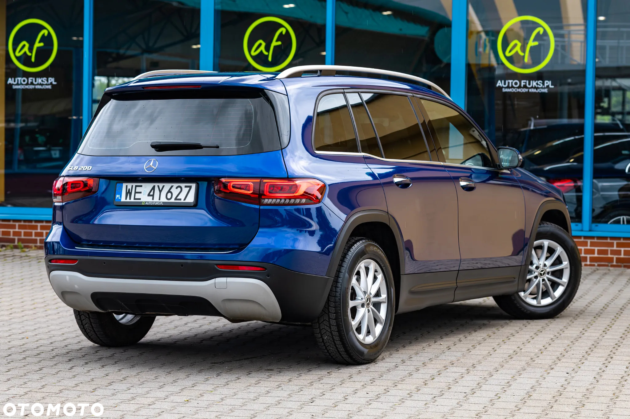 Mercedes-Benz GLB 200 7G-DCT - 9