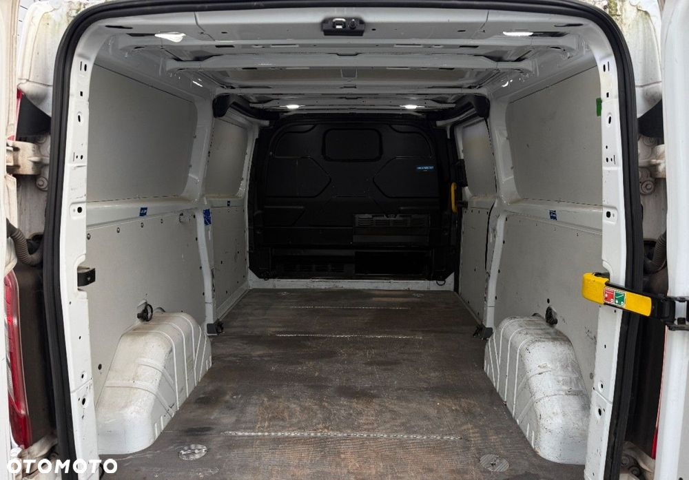 Ford Transit Custom - 15