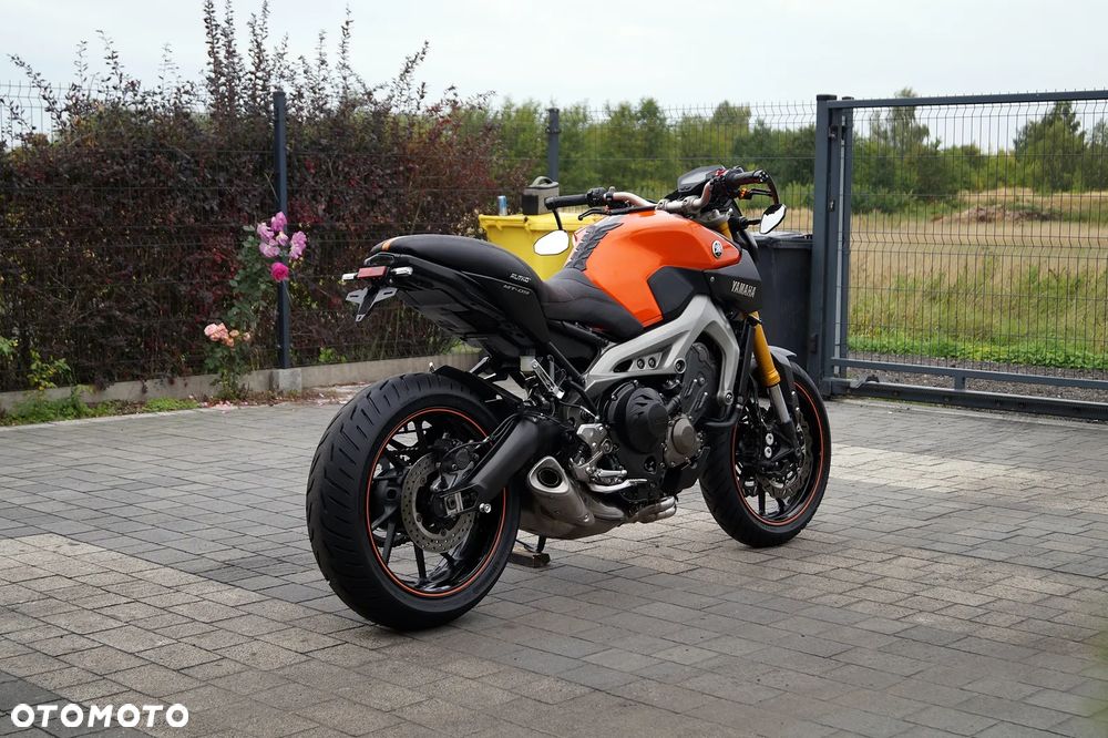 Yamaha MT - 10