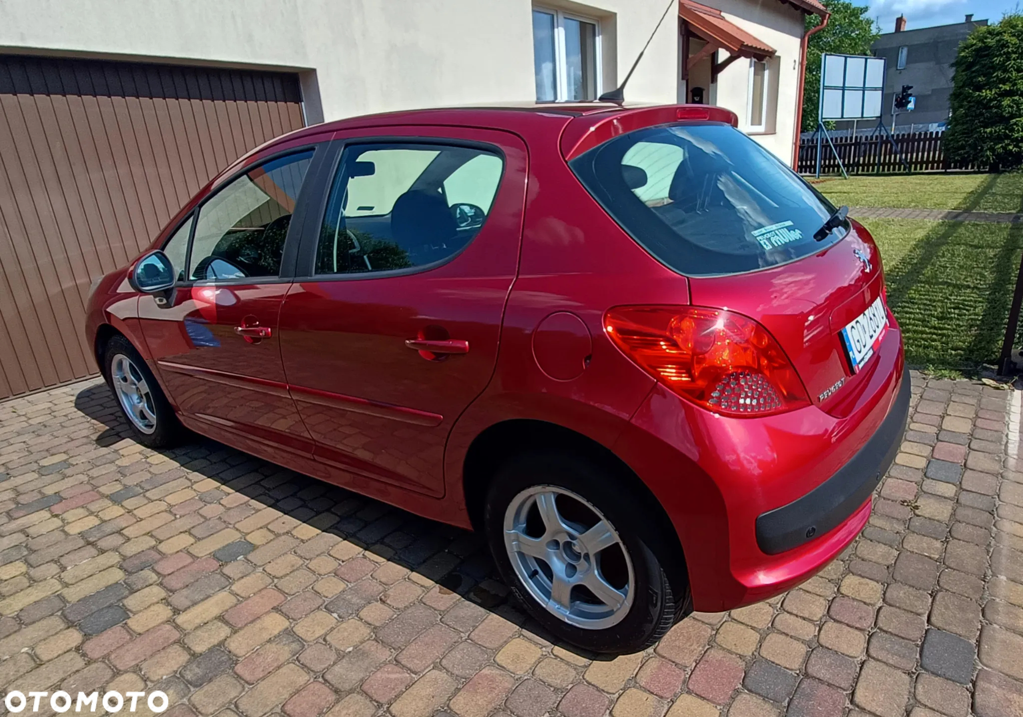 Peugeot 207 1.4 16V Trendy - 8