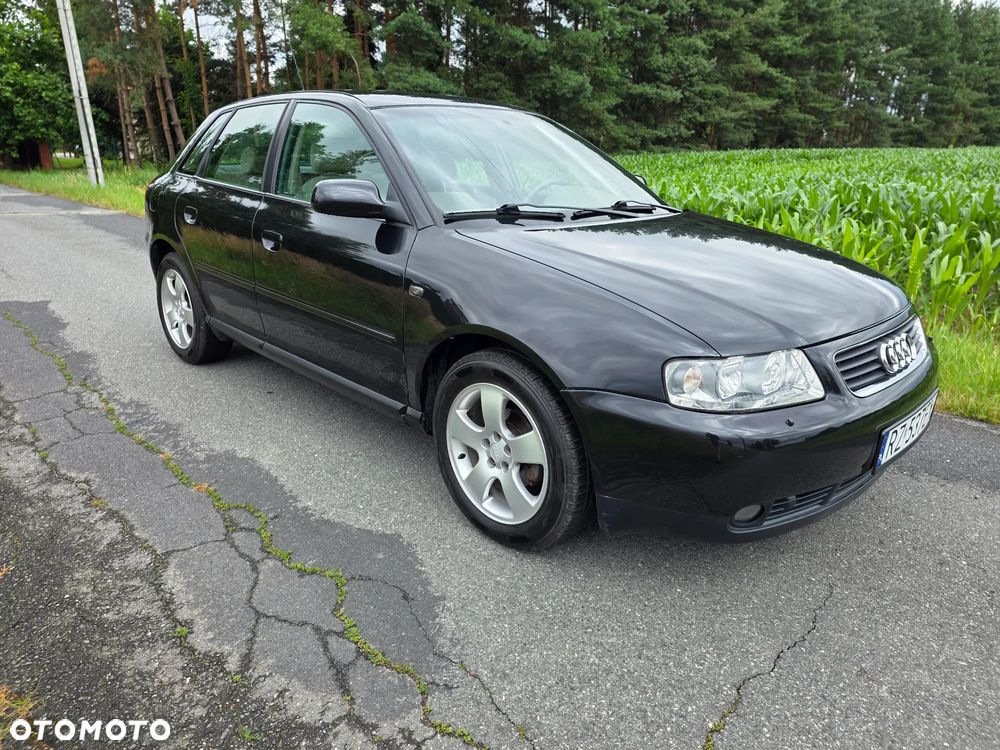 Audi A3 Sportback 1.6 Attraction - 4