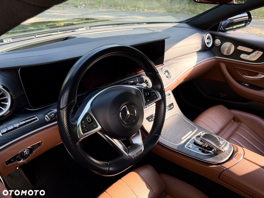 Mercedes-Benz Klasa E - 18