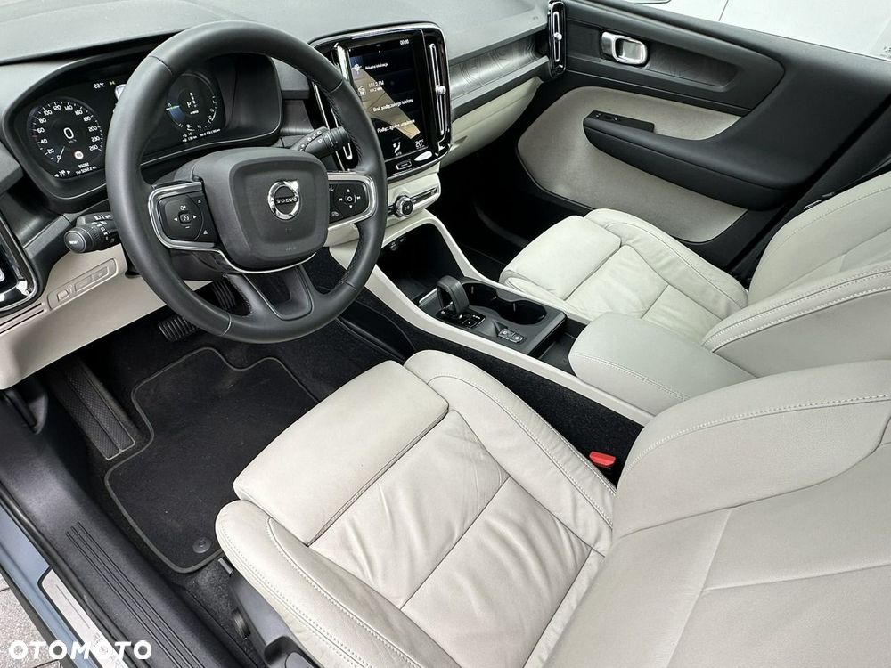 Volvo XC 40 - 17