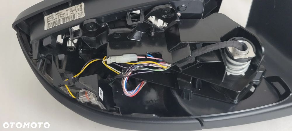 LUSTERKO PRAWE AUDI E-TRON 14PIN 4KL857410T - 8