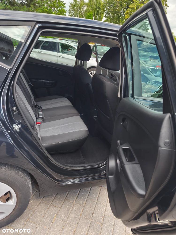 Kia Venga 1.4 CRDi 90 Attract - 20