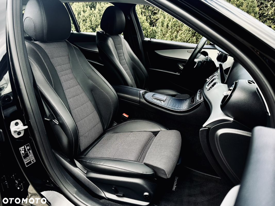 Mercedes-Benz Klasa E 220 d Avantgarde - 29