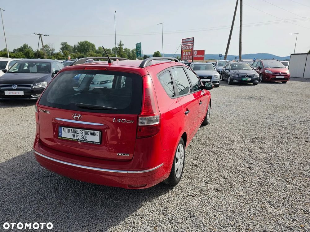 Hyundai i30 1.6 CRDi Base + World Cup - 4