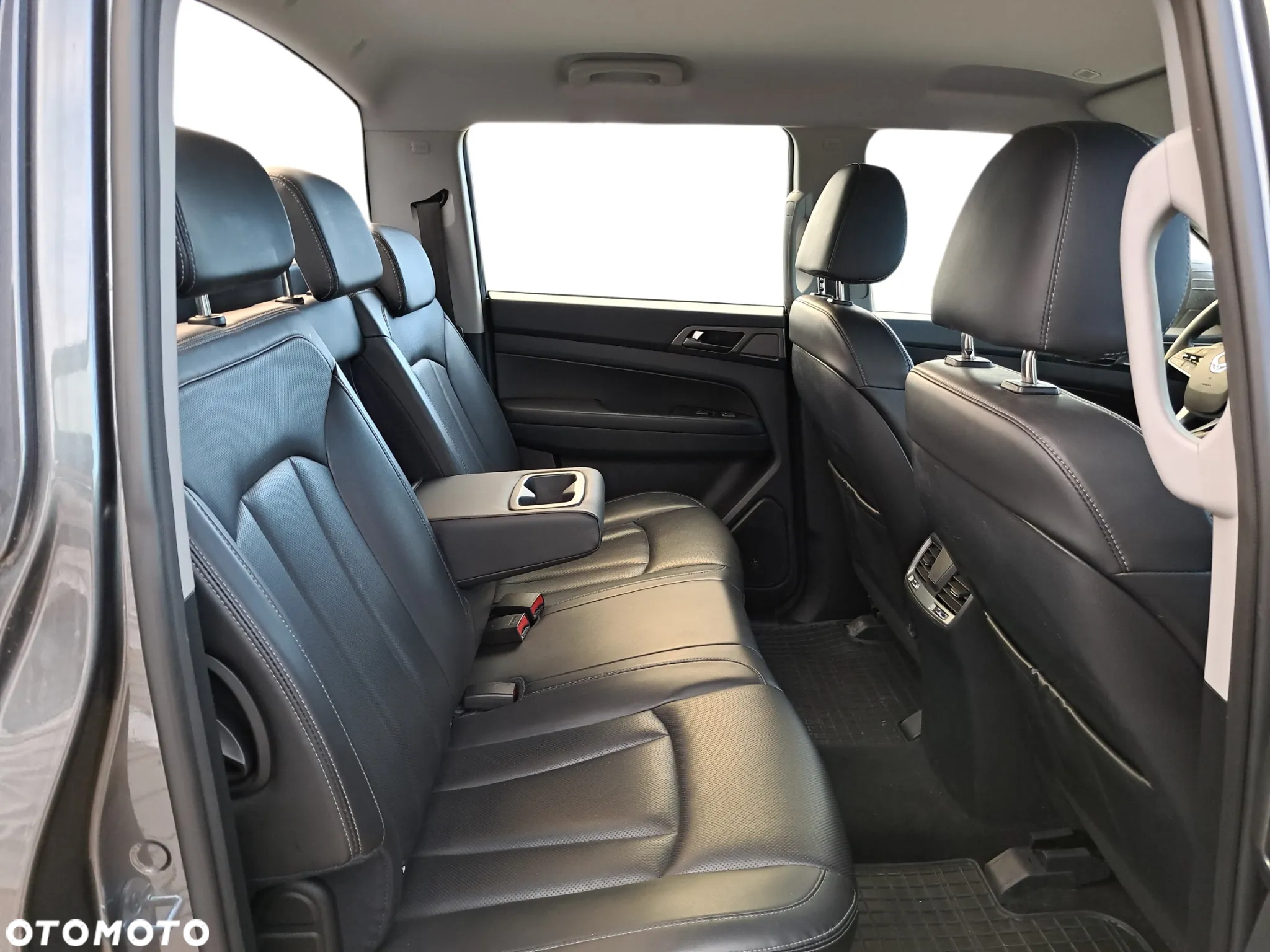 SsangYong MUSSO GRAND - 15