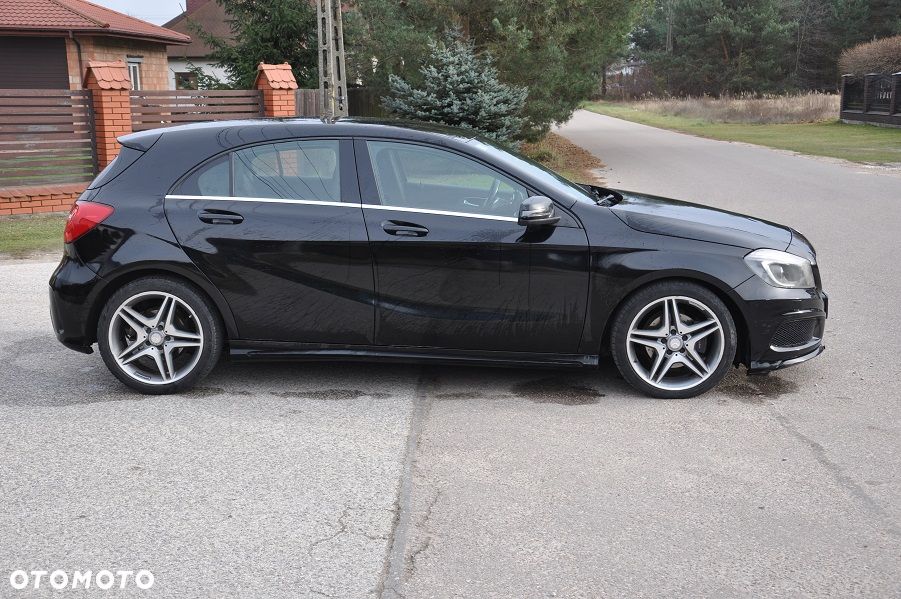Mercedes-Benz Klasa A 180 7G-DCT AMG Line - 3