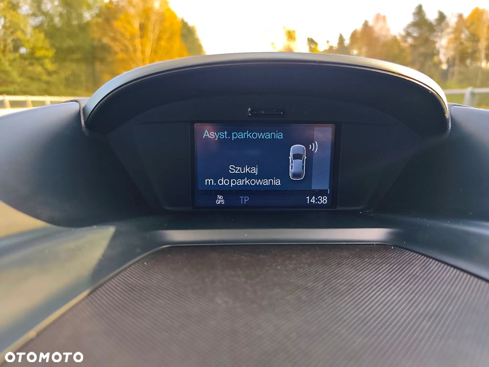 Ford C-MAX - 22